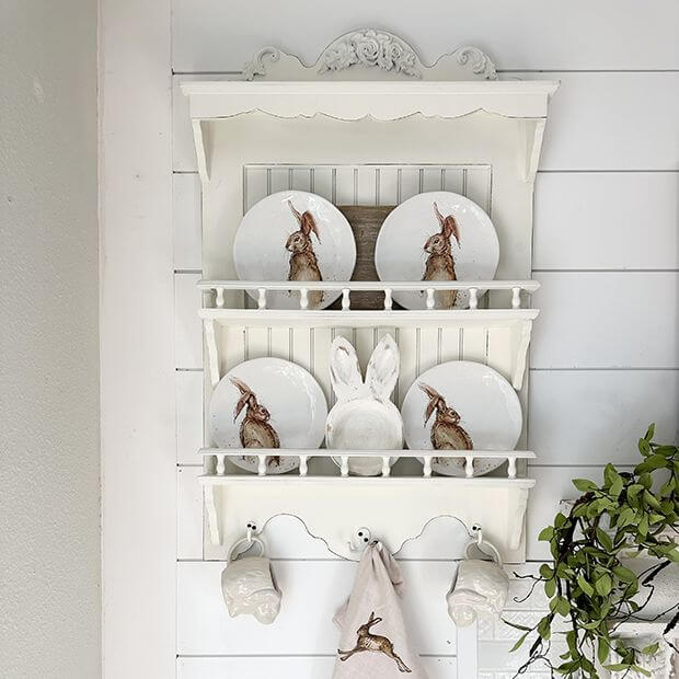 French Country Wall-Mounted Dish Rack