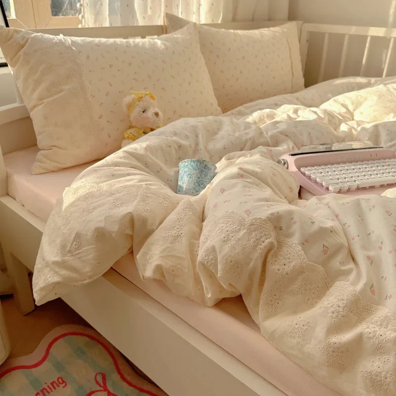 DecorBites™ Lace Duvet Cover Bedding Set 4Pcs French Washed Cotton