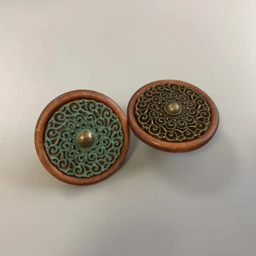 Handmade Wood and Alloy Artistic Drawer and Furniture Knobs