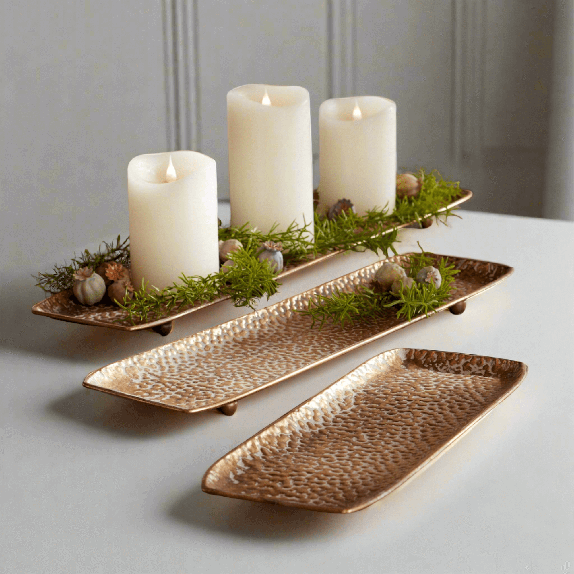 Decorative Gold Trays in Hammered Metal (Set of 3)