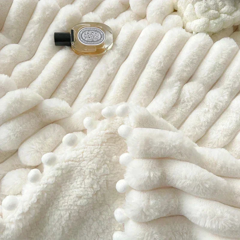 DecorBites™ Luxe Faux Rabbit & Lamb's Wool Weighted Blanket