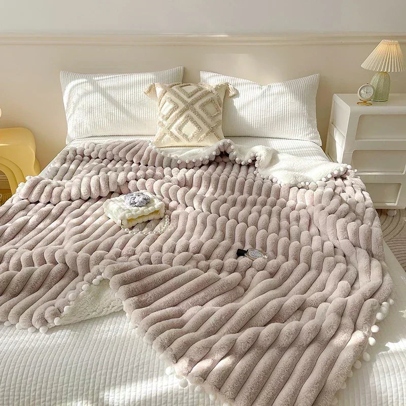DecorBites™ Luxe Faux Rabbit & Lamb's Wool Weighted Blanket